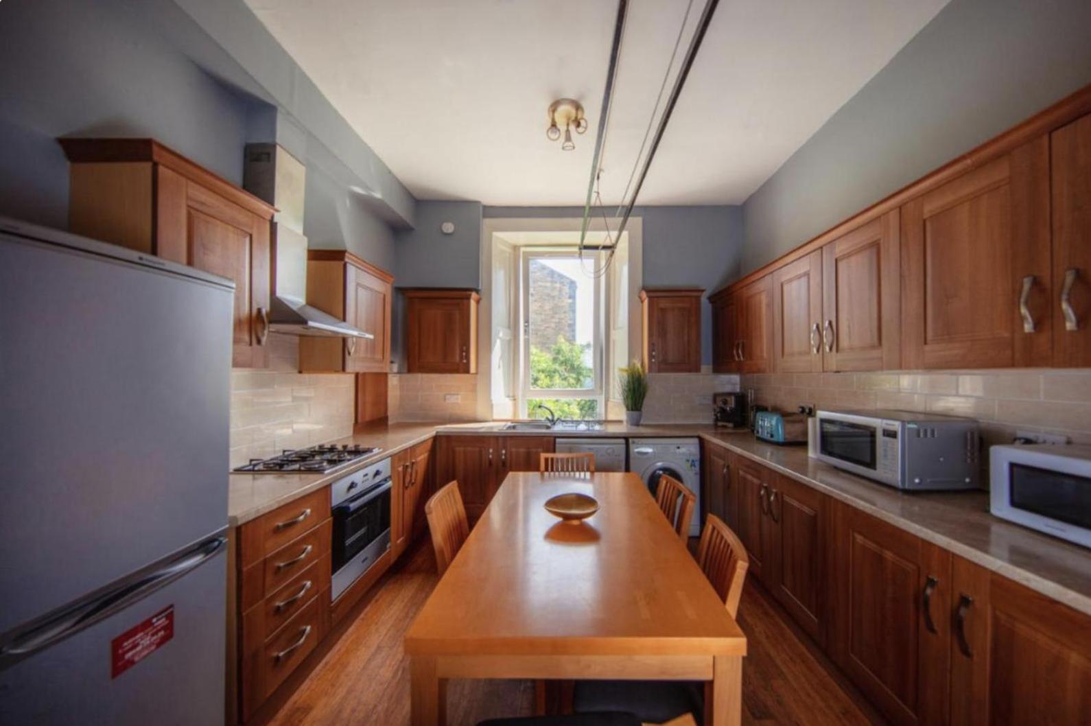 Appartement Comfortable And Spacious Retreat By The Meadows! Édimbourg